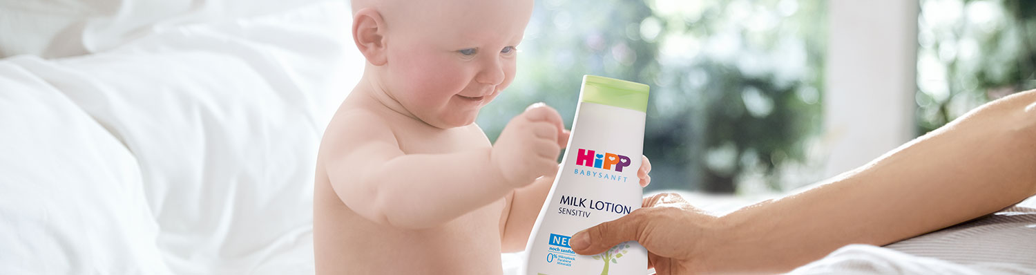 Дитяча косметика HiPP Babysanft для догляду за шкірою
